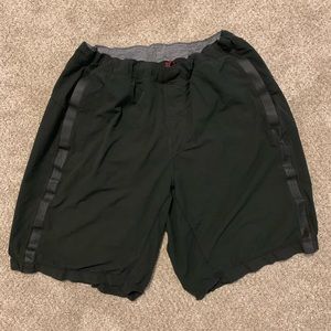 Men’s Lululemon shorts size medium